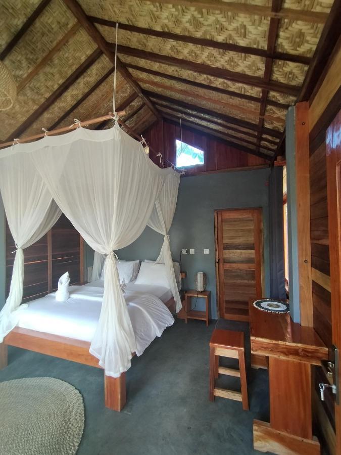 The Geckos Homestay Kelimutu Kültér fotó
