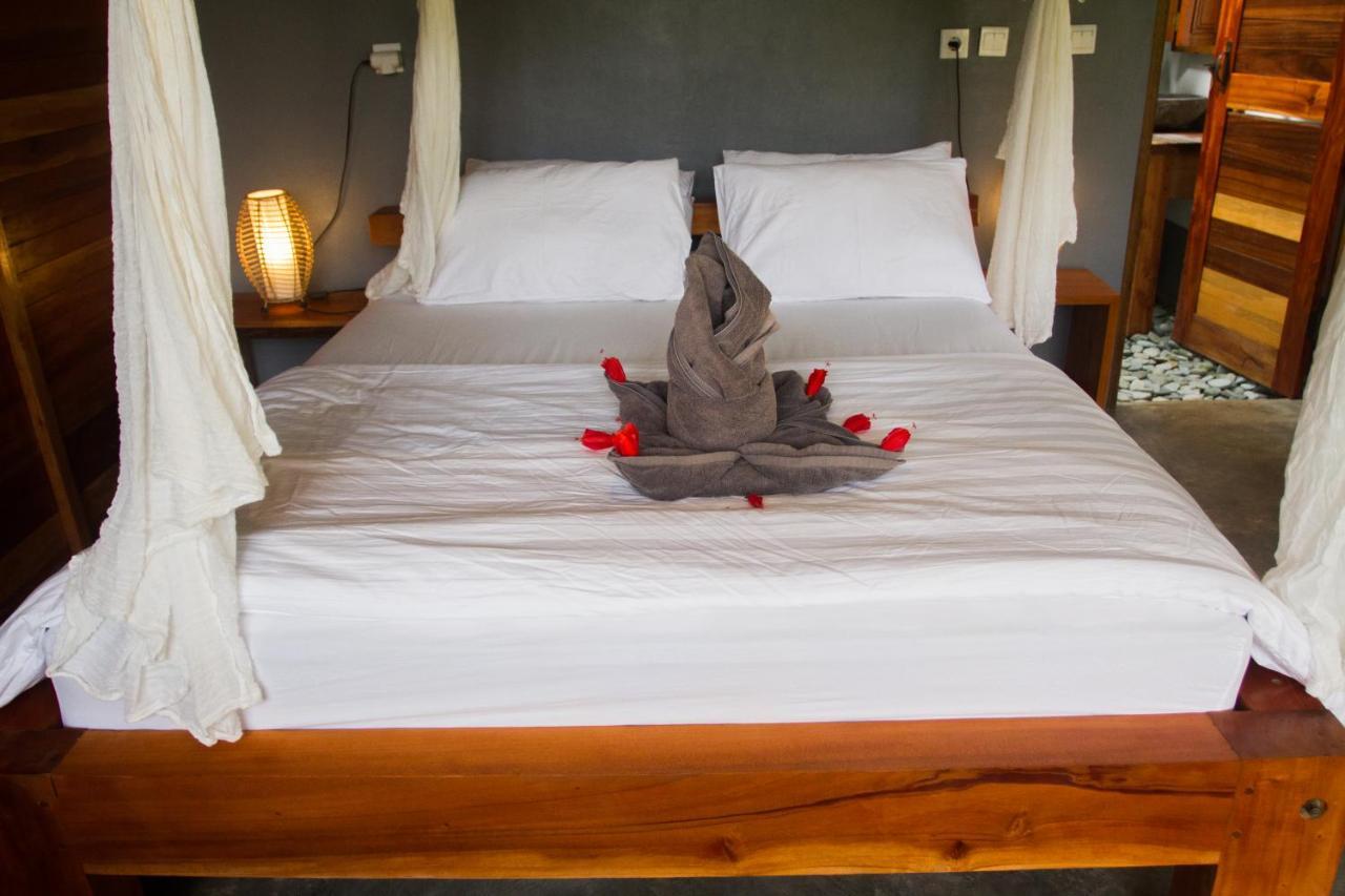 The Geckos Homestay Kelimutu Kültér fotó