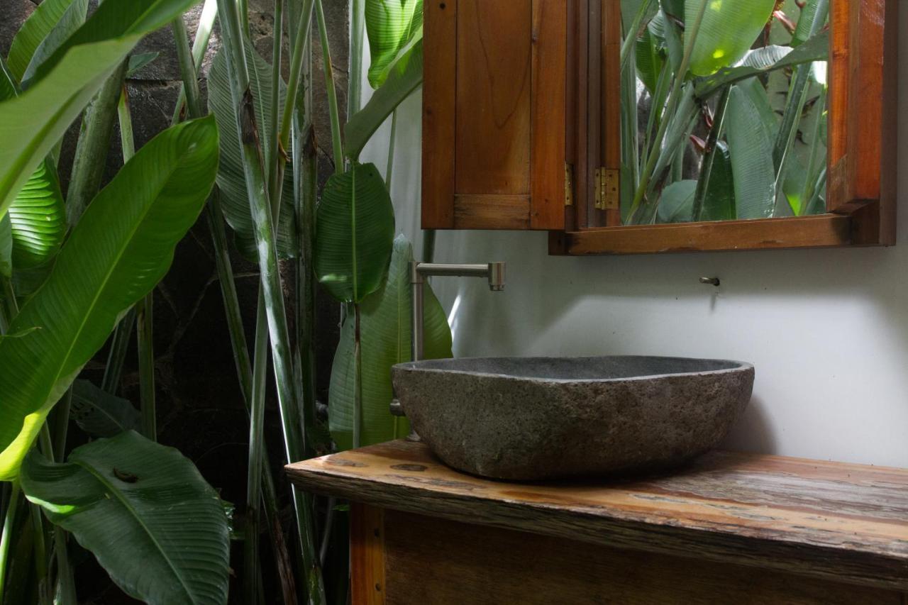 The Geckos Homestay Kelimutu Kültér fotó